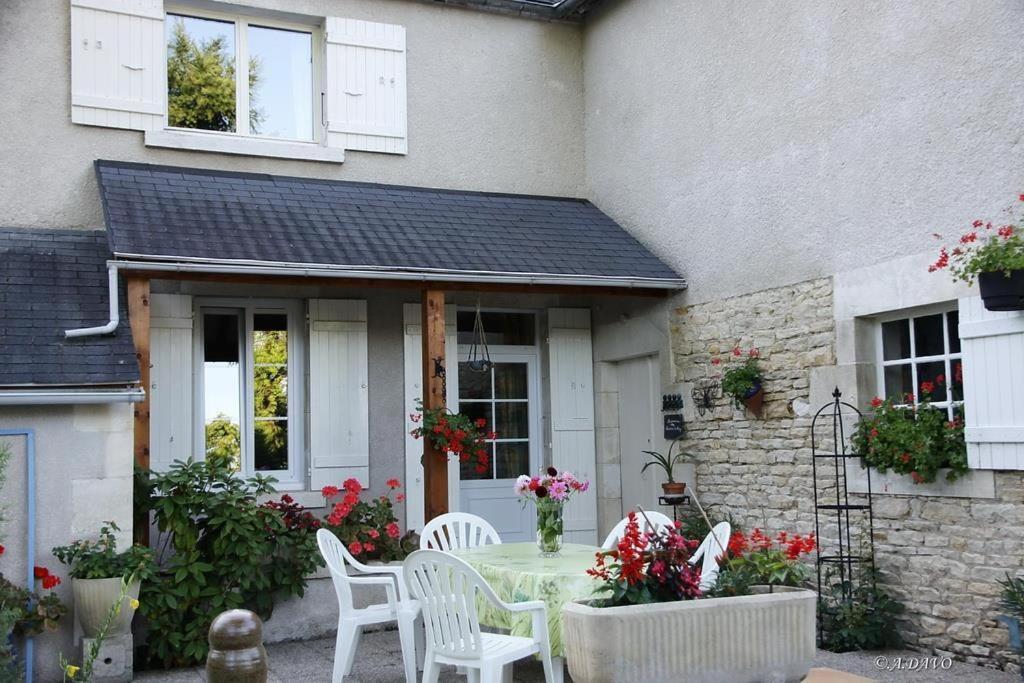 La Belle Des Champs Hotel Saint-Andelain ภายนอก รูปภาพ